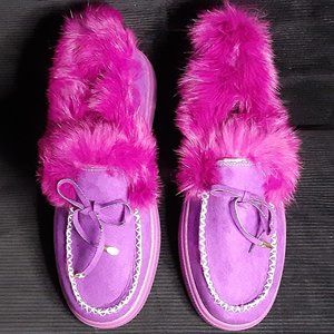 Brand New Womens Short Slip On Purple Boot- Size 7